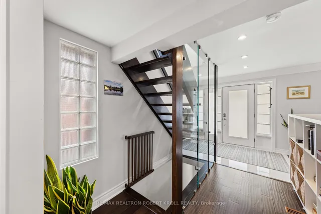 Additional image 34 of 37 Johnston Ave