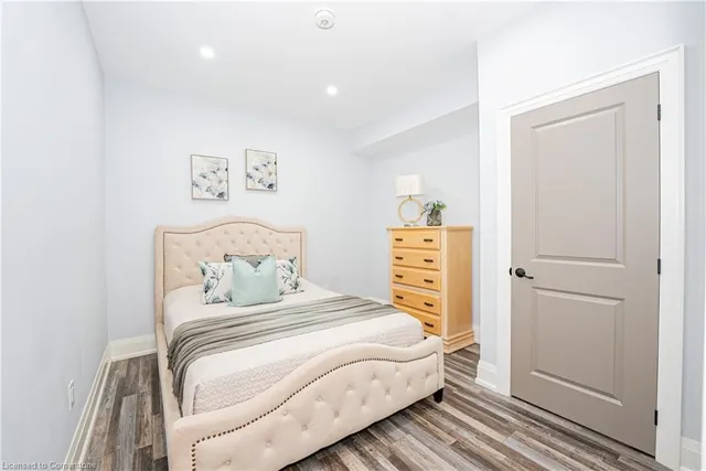 Additional image 37 of 23 Hillcrest Ave