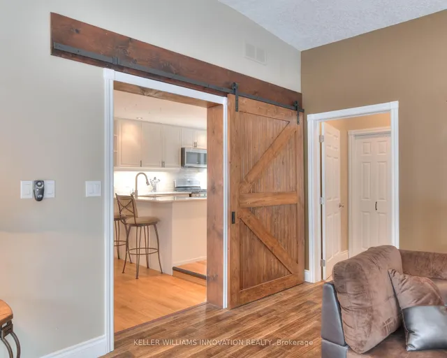 Additional image 20 of 34 Braun St