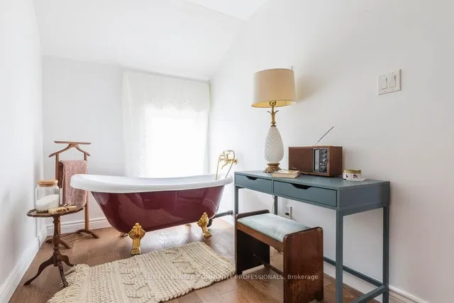 Additional image 31 of 279 Wilson St