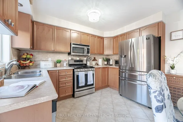 Additional image 10 of 9711 Creditview Rd