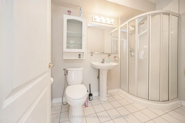 Additional image 43 of 3 Dayspring Circ Unit 301