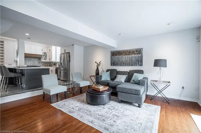 Additional image 22 of 304 Acadia Dr