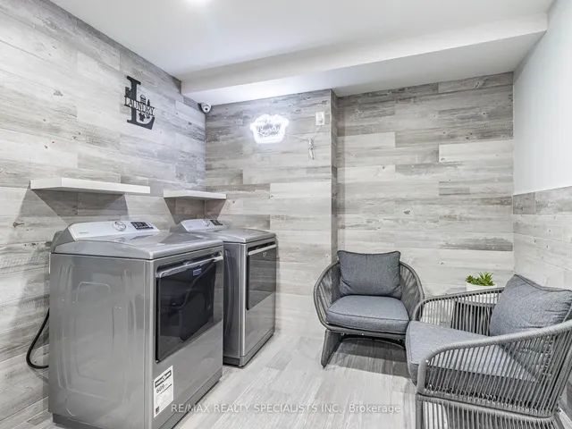 Additional image 29 of 4 Lisa St Unit 610