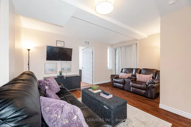 Additional image 16 of 7405 Goreway Dr Unit 212