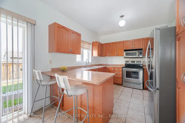 Additional image 9 of 21 Baylawn Circ