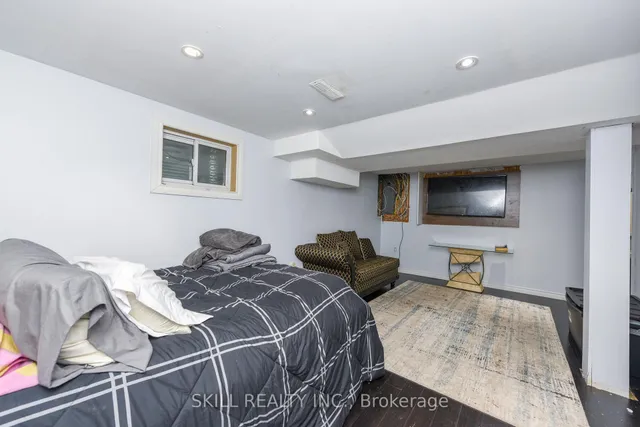 Additional image 32 of 7500 Goreway Dr Unit 92