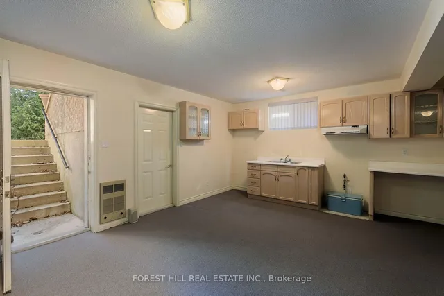 Additional image 33 of 51 Stuart Ave