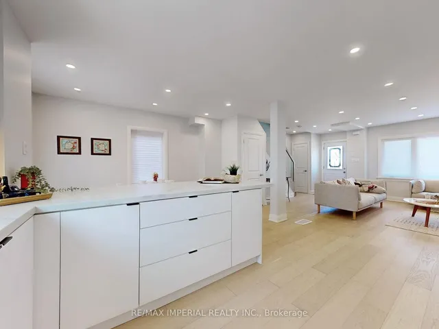 Additional image 10 of 9 Lesmount Ave