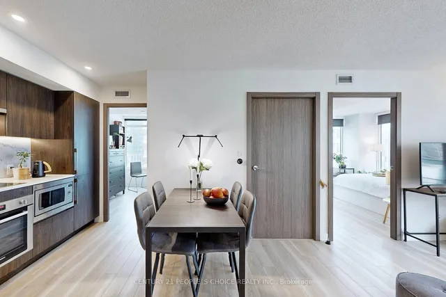 Additional image 13 of 17 Bathurst St Unit 1006