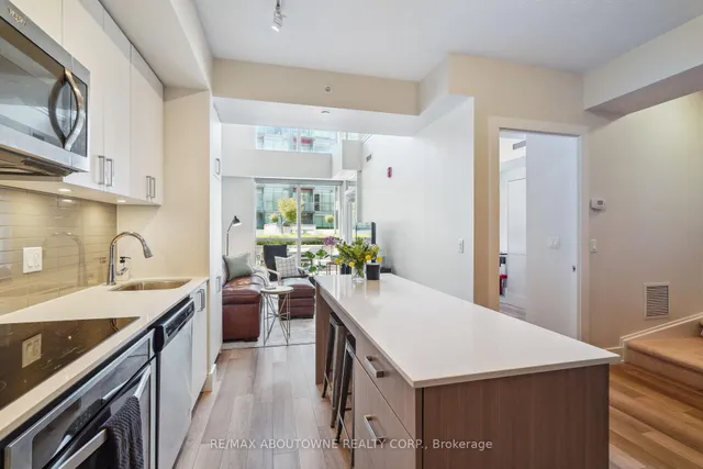 Additional image 8 of 5260 Dundas St Unit C204