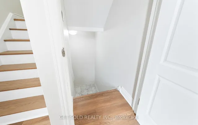 Additional image 28 of 15 Wray Crt