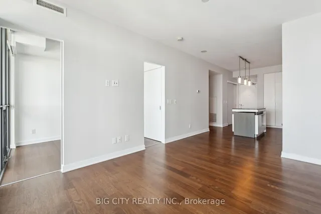 Additional image 18 of 110 Charles St Unit 3608