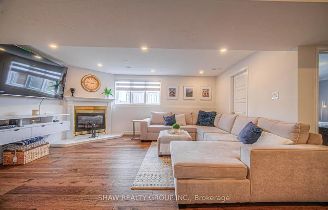 Additional image 18 of 210 Misty Crt