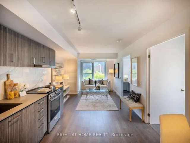 Additional image 7 of 219 Dundas St Unit 707