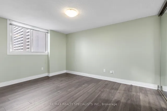 Additional image 8 of 820 Burnhamthorpe Rd Unit 803