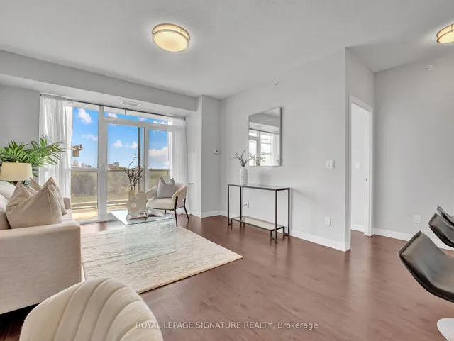 Additional image 7 of 2081 Fairview St Unit 610