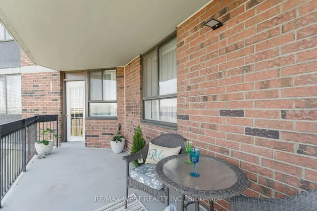 Additional image 21 of 236 Albion Rd Unit 1110