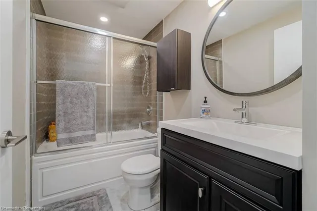 Additional image 17 of 120 Dallimore Cir Unit 926