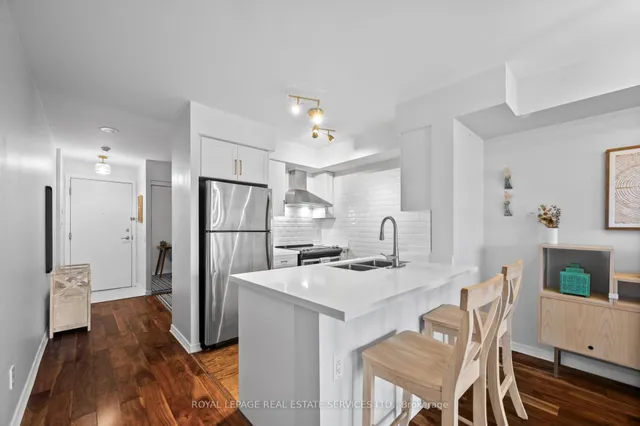 Additional image 7 of 61 Heintzman St Unit 812
