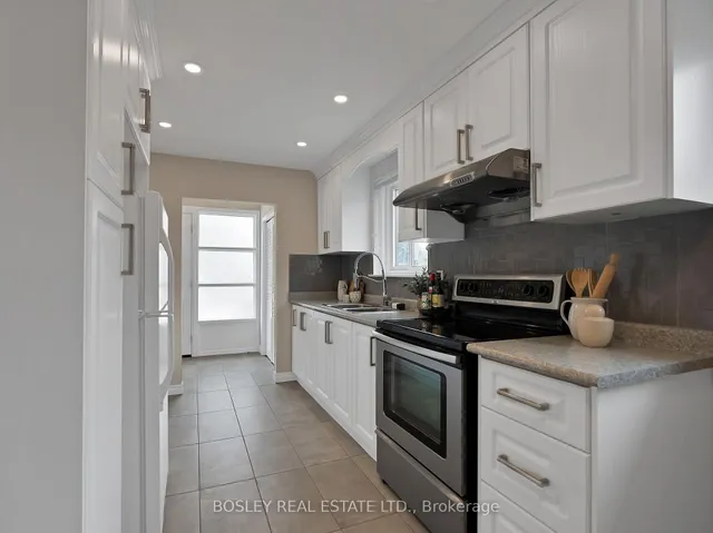 Additional image 12 of 18 Leeswood Cres