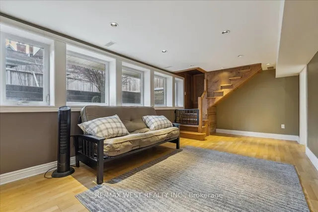 Additional image 19 of 1032 King Rd