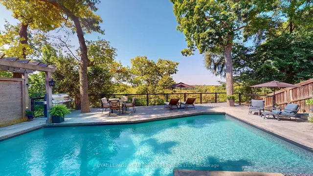 Additional image 34 of 43 Riverside Cres