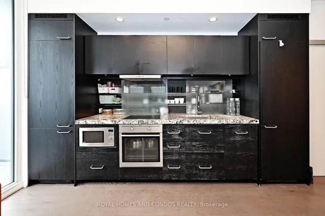 Additional image 18 of 45 Charles St Unit 5103