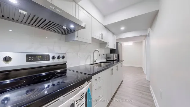 Additional image 34 of 1106 Little Cres