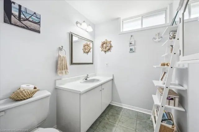 Additional image 29 of 5 Quinte Cres Unit 2