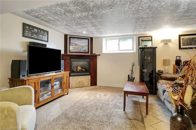 Additional image 22 of 24 Hoffman St