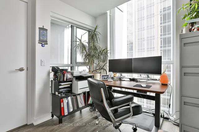 Additional image 11 of 1 Yorkville Ave Unit 4902