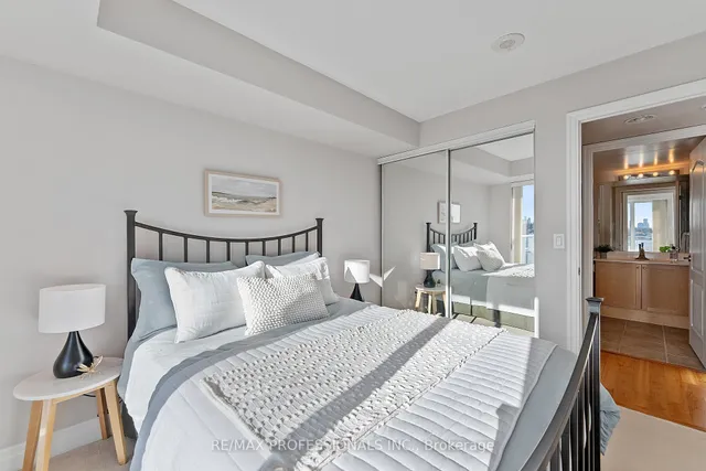 Additional image 23 of 2121 Lake Shore Blvd Unit 1004