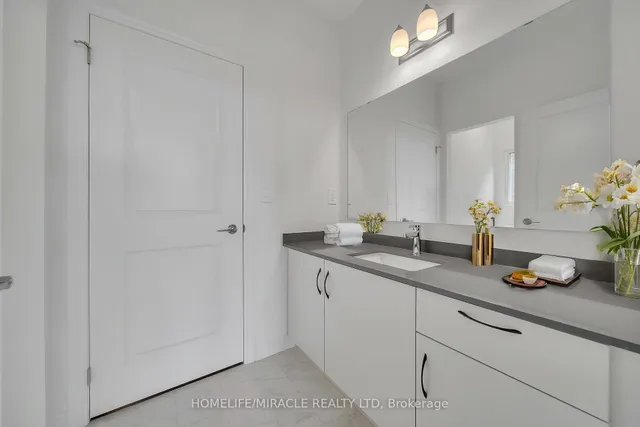 Additional image 26 of 1536 Buttercup Crt