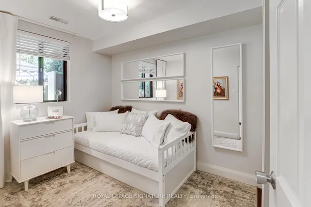 Additional image 27 of 142 Pears Ave Unit B2