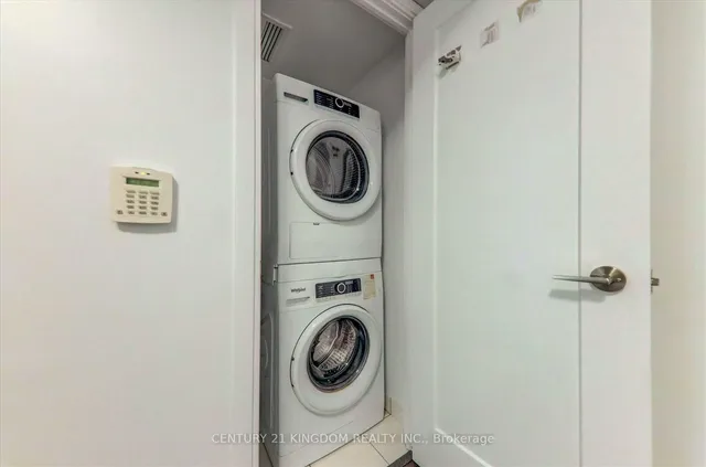 Additional image 21 of 275 Village Green Sq Unit 2123