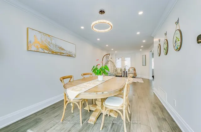Additional image 8 of 1097 Grandeur Cres