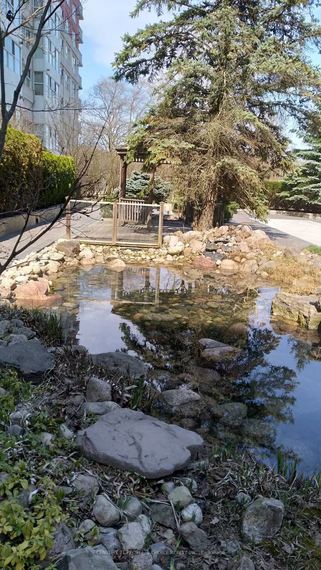 Additional image 17 of 18 Concorde Pl Unit 705