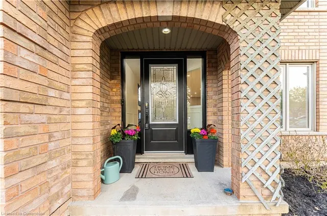 Additional image 31 of 67 Bridgeport Cres