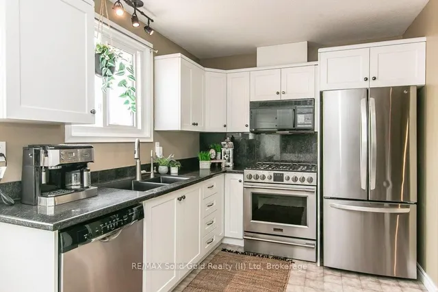 Additional image 14 of 235 Fergus Ave