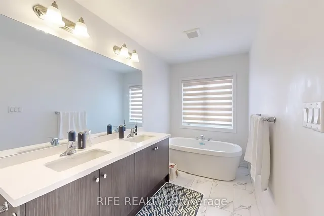 Additional image 17 of 9 Bretlon St