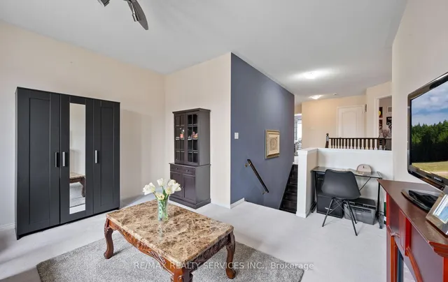 Additional image 21 of 31 Rambling Oak Dr