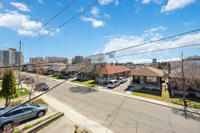 Additional image 43 of 1006 Briar Hill Ave