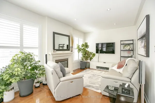 Additional image 16 of 15 Fallharvest Ave