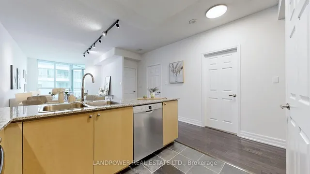 Additional image 9 of 228 Queens Quay Unit 2310