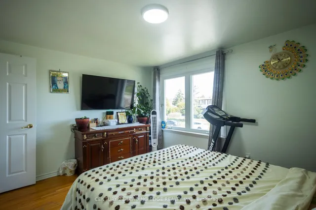 Additional image 21 of 111 Folkstone Cres