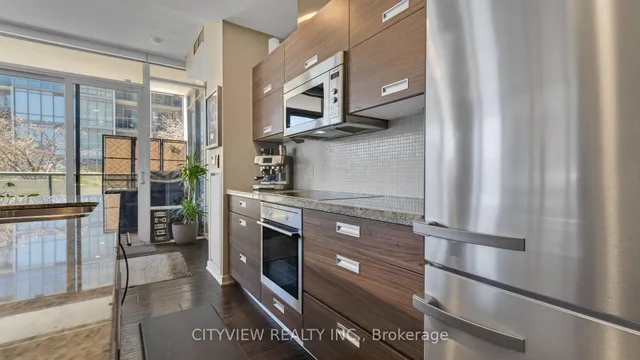 Additional image 17 of 90 Parklawn Rd Unit 205