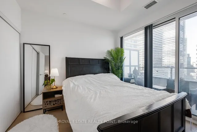 Additional image 19 of 20 Shore Breeze Dr Unit 1105