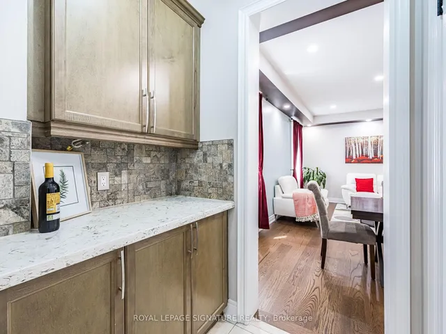 Additional image 22 of 12 Northface Cres