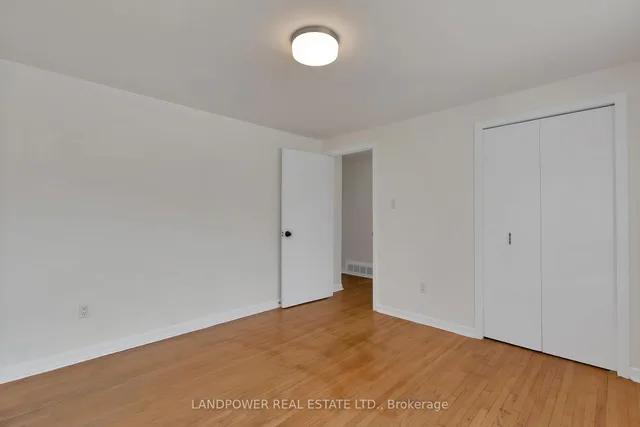 Additional image 31 of 11 Dunsdale Sq